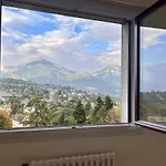 شقة Newly Renovated 12th Floor 82m2 شامبيري