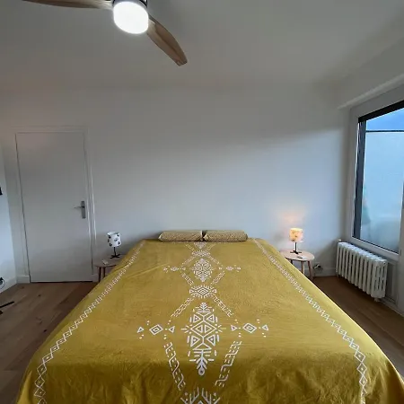 Newly Renovated 12th Floor 82m2 *